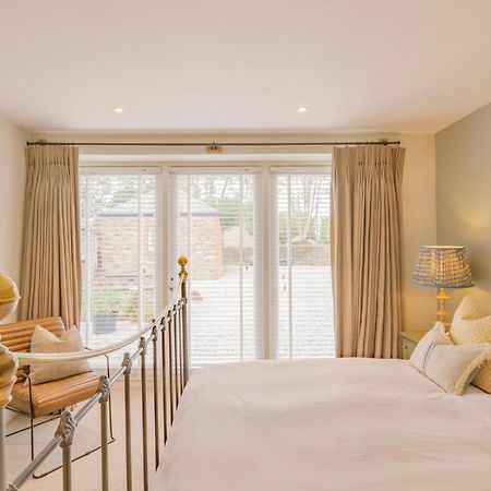 Trewornan Manor Bed and Breakfast Wadebridge Exteriör bild