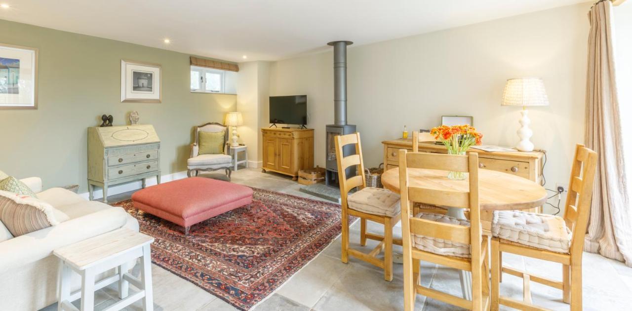 Trewornan Manor Bed and Breakfast Wadebridge Exteriör bild