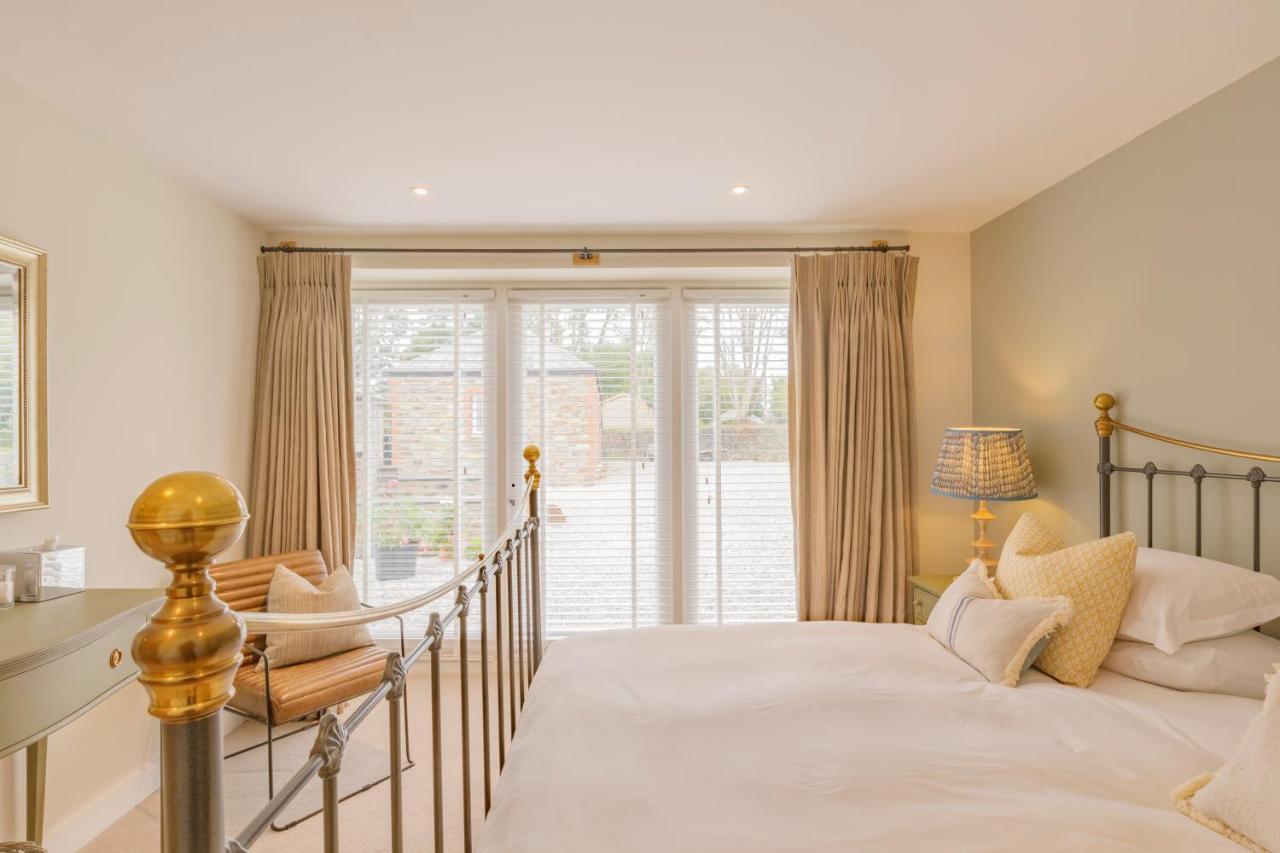 Trewornan Manor Bed and Breakfast Wadebridge Exteriör bild
