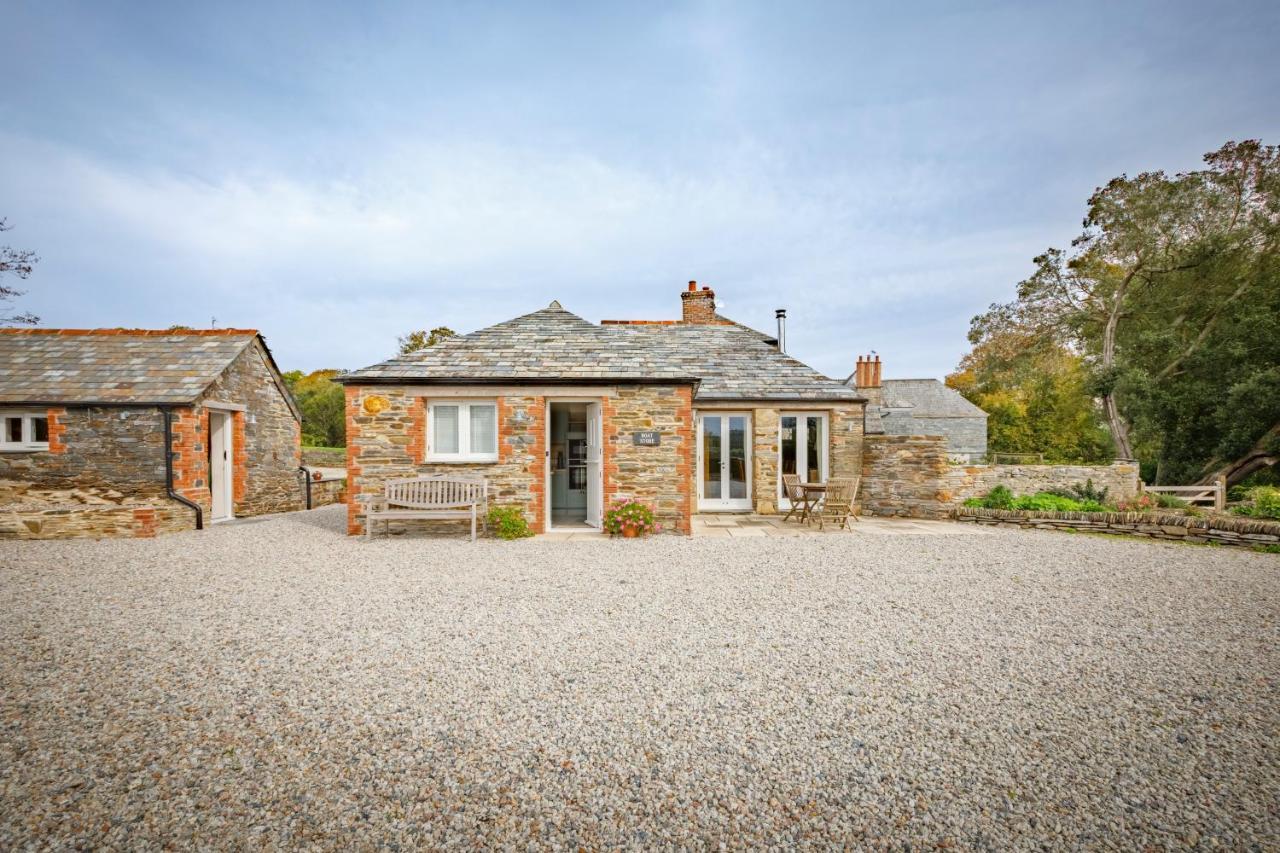 Trewornan Manor Bed and Breakfast Wadebridge Exteriör bild