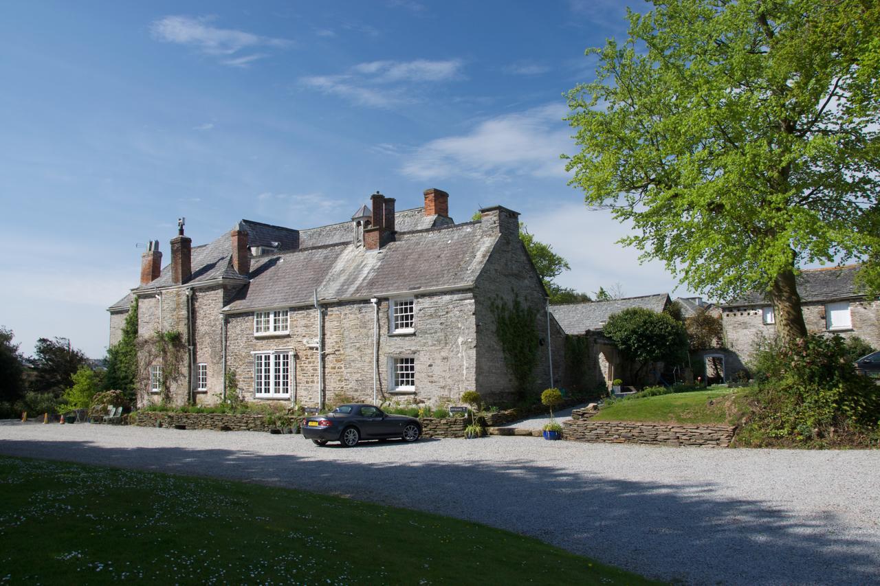 Trewornan Manor Bed and Breakfast Wadebridge Exteriör bild